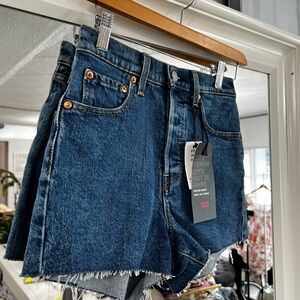 Levi shorts